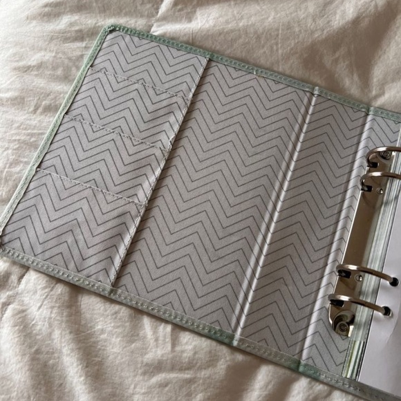 Light Green 12 Month Refillable Planner - Picture 3 of 10